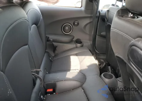 2015 Mini Cooper S z USA, uszkodzony, nr VIN WMWXP7C55FT740822